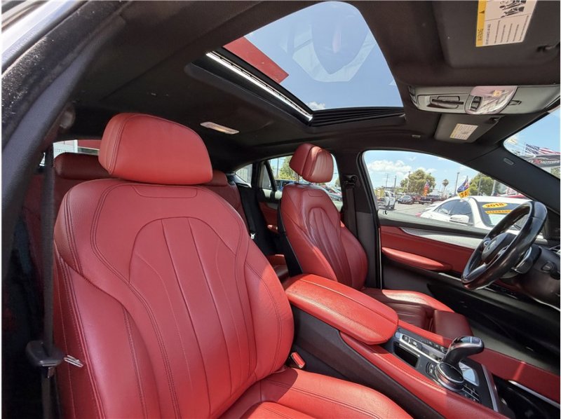 Used 2018 BMW X6 sDrive35i w/ M Sport Package RWD image 37