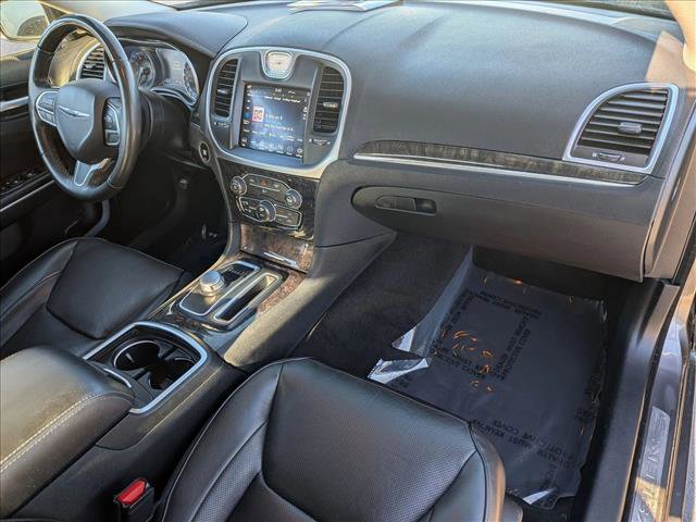 Used 2020 Chrysler 300 Limited image 23