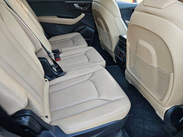 Certified 2025 Audi Q7 3.0T Prestige AWD/4WD image 19
