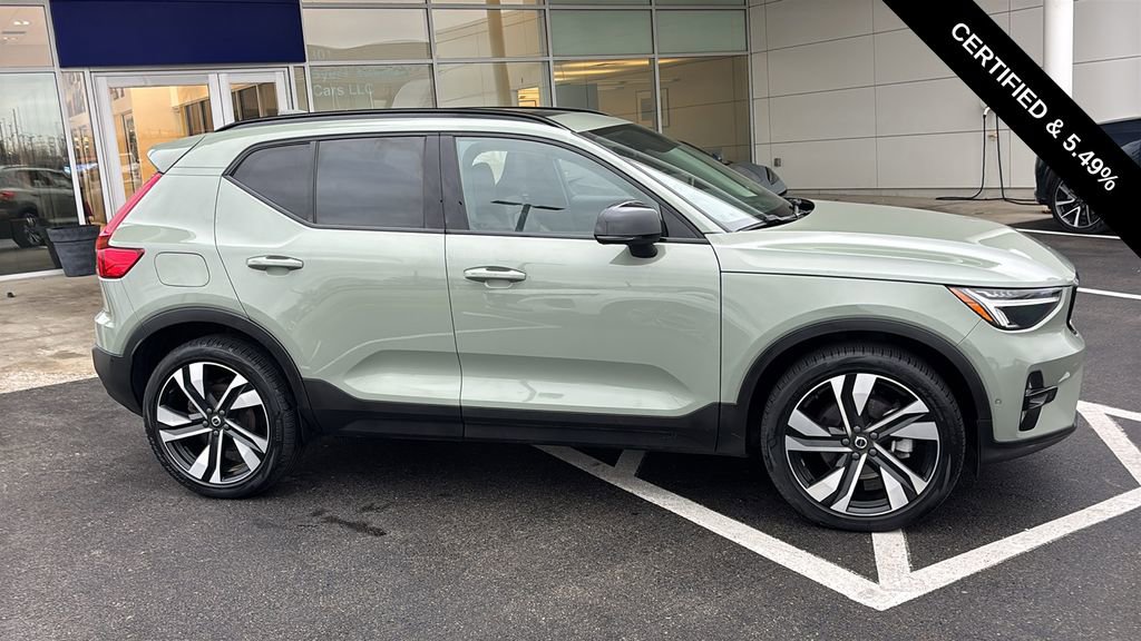 Certified 2023 Volvo XC40 B5 Plus w/ Driver Assist Package image 30