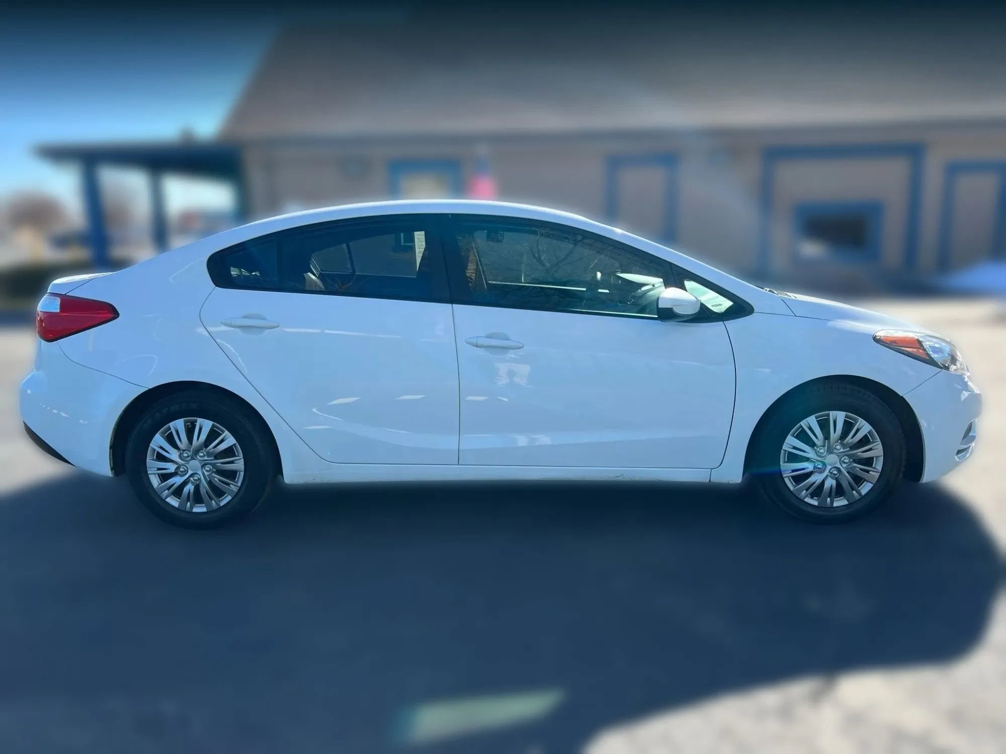 Used 2016 Kia Forte LX image 8