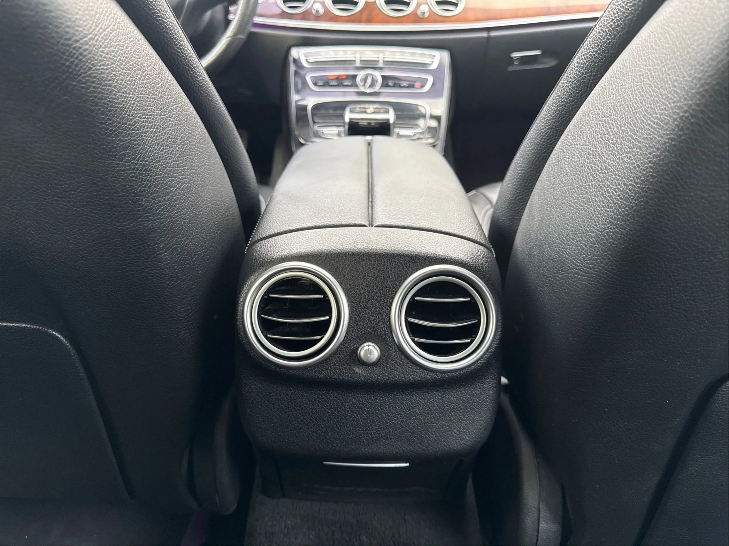 Used 2018 Mercedes-Benz E 300 4MATIC w/ Premium 1 Package image 15
