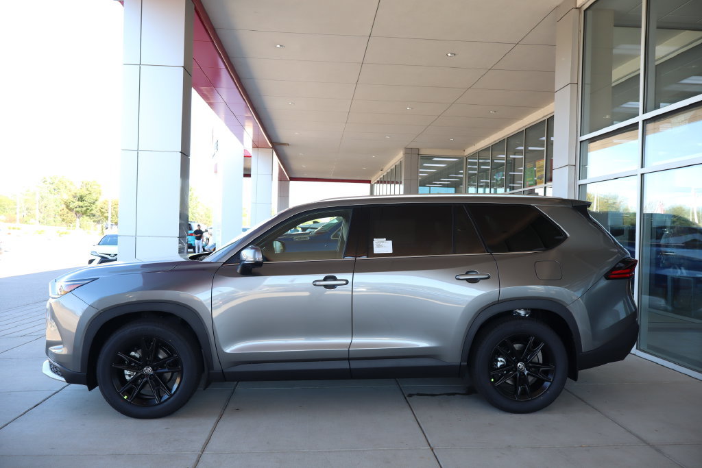 New 2026 Toyota Grand Highlander AWD Hybrid image 4