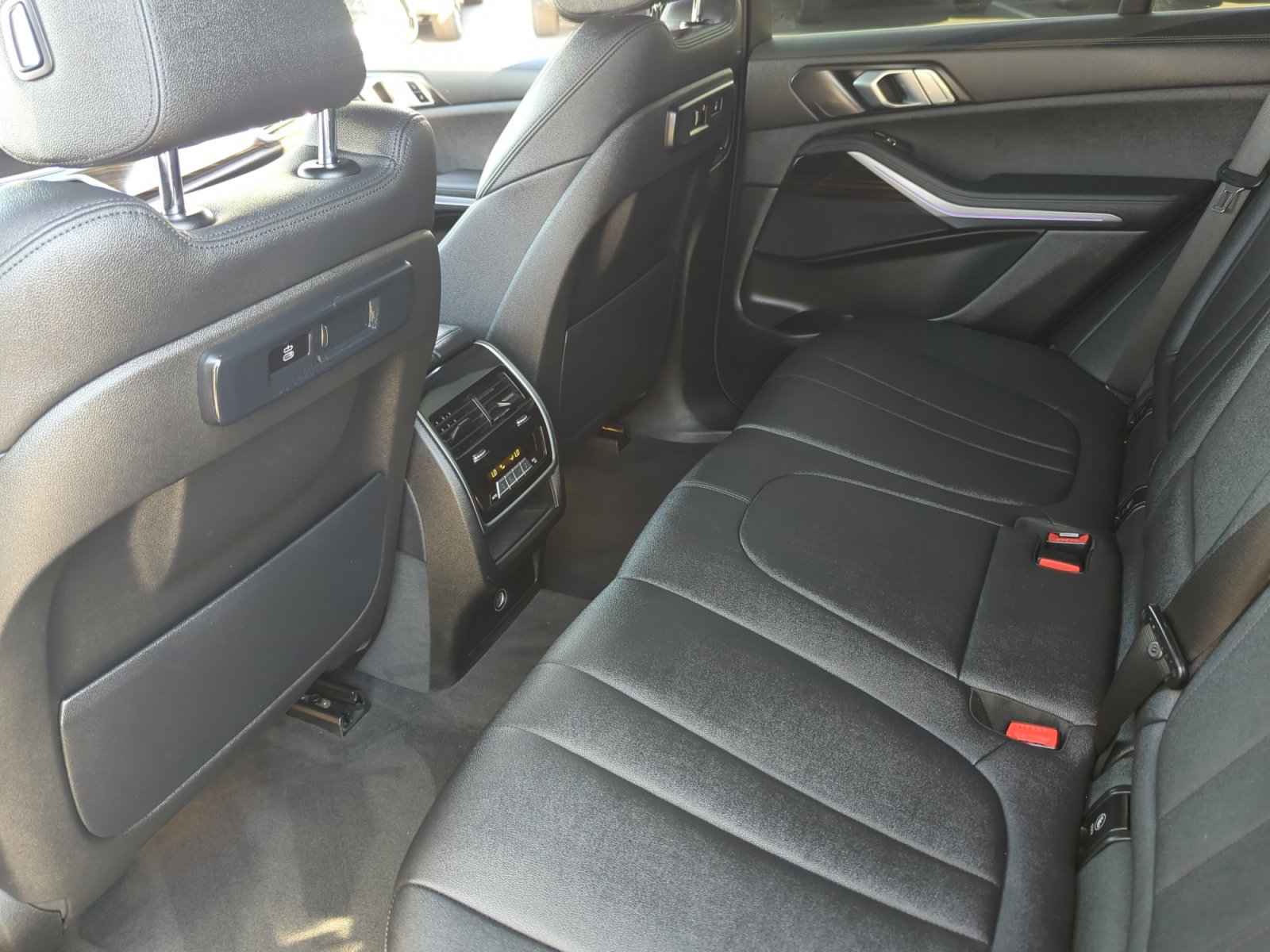 Used 2020 BMW X5 sDrive40i w/ Premium Package image 17