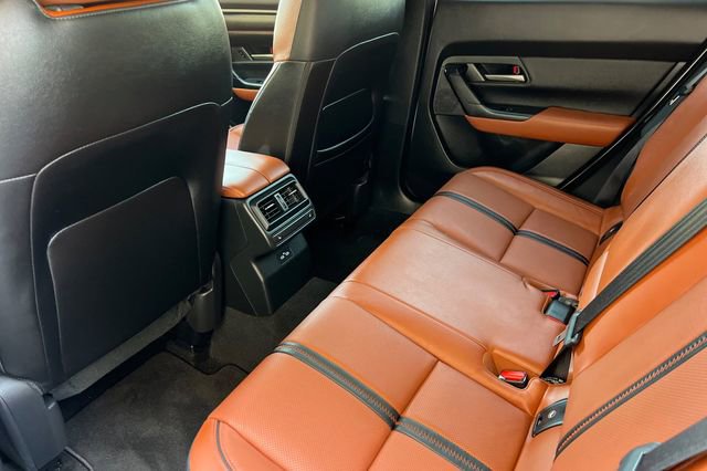 Used 2025 MAZDA CX-50 AWD 2.5 Turbo w/ Weather Package image 13