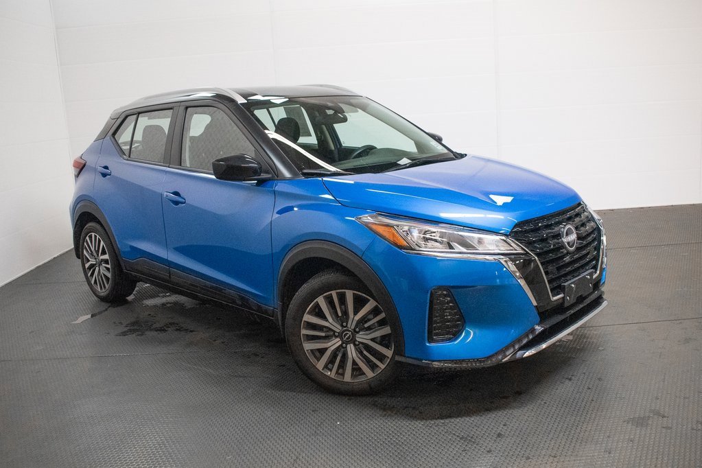 Used 2023 Nissan Kicks SV