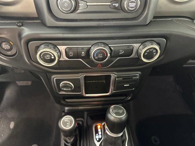 Used 2020 Jeep Wrangler Unlimited Sport image 23