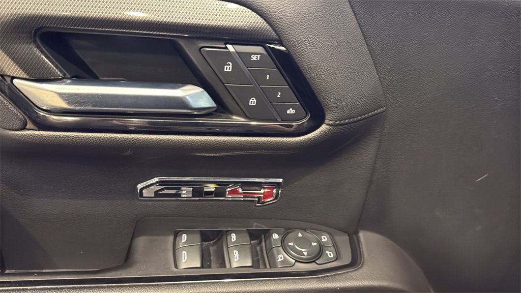 Used 2022 GMC Sierra 1500 AT4 w/ AT4 Premium Package image 23