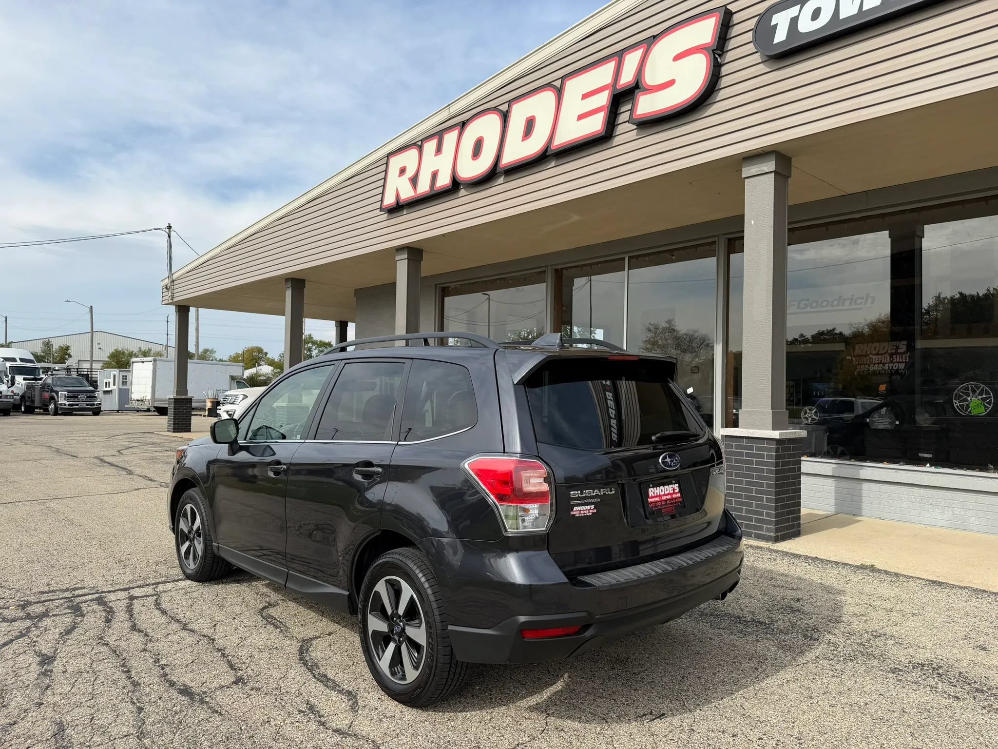 Used 2018 Subaru Forester 2.5i Limited w/ Popular Package #3B AWD/4WD image 3