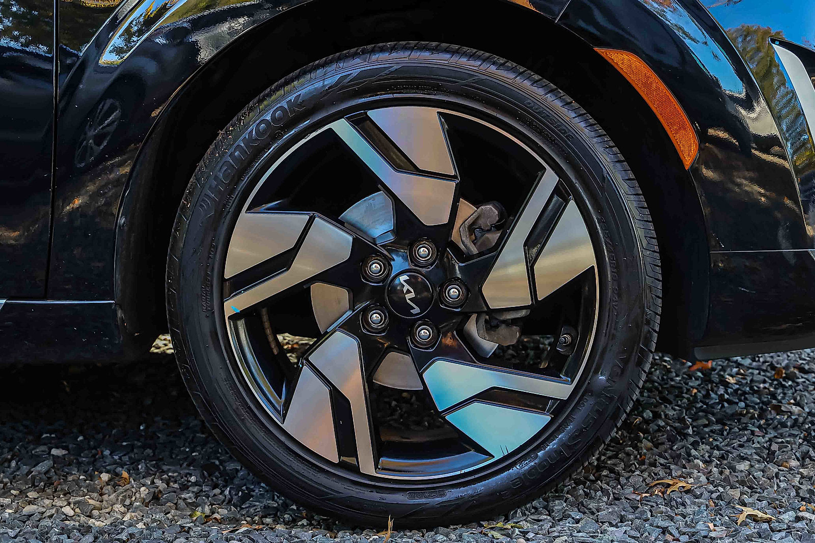 Certified 2023 Kia Soul GT-Line image 27