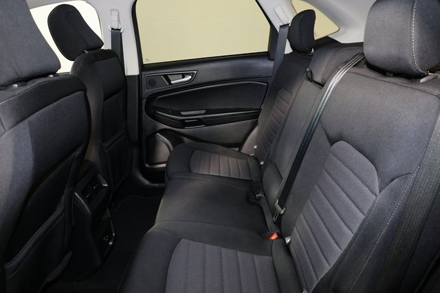 Used 2022 Ford Edge SE image 23