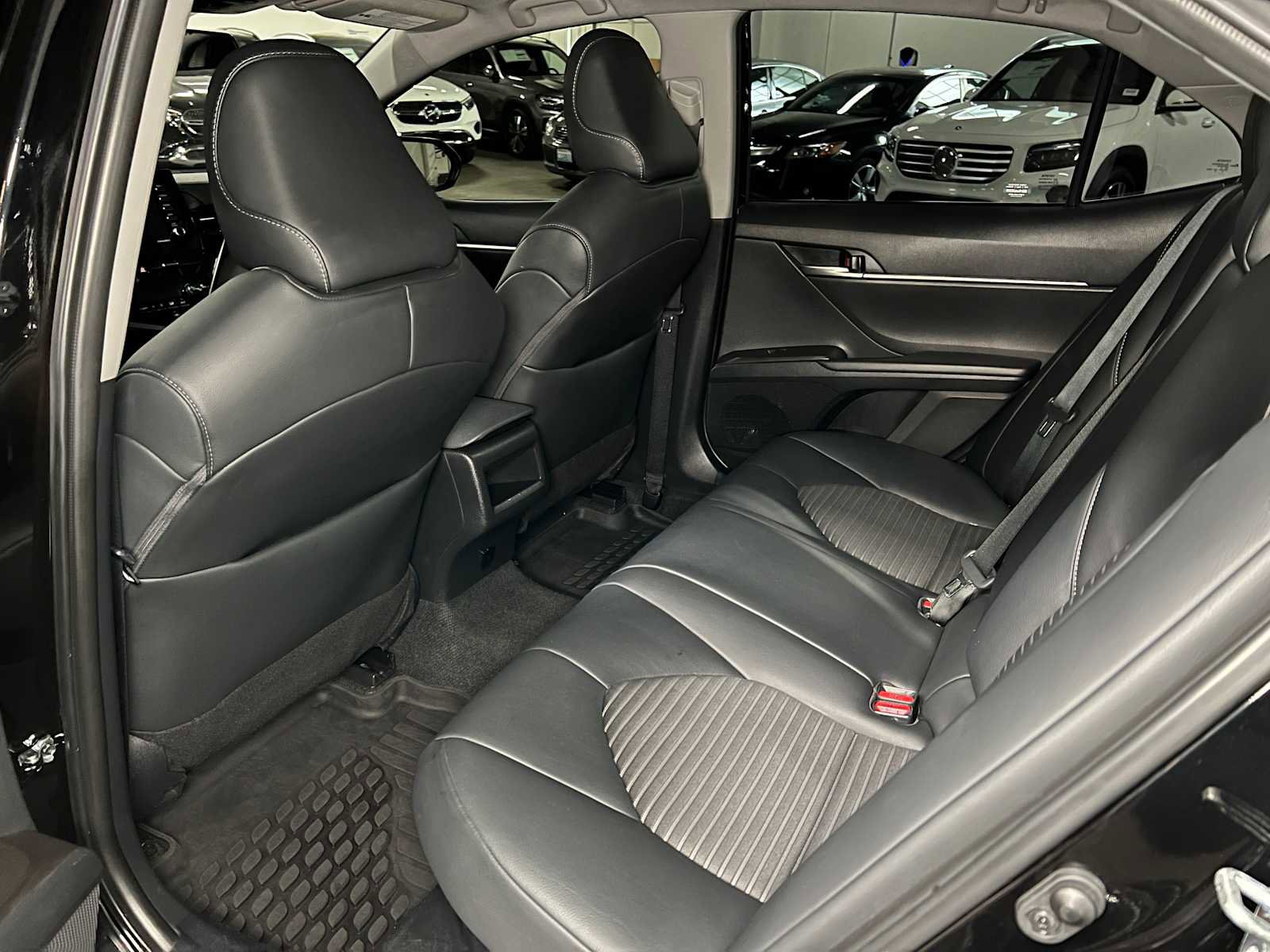 Used 2024 Toyota Camry SE FWD image 17