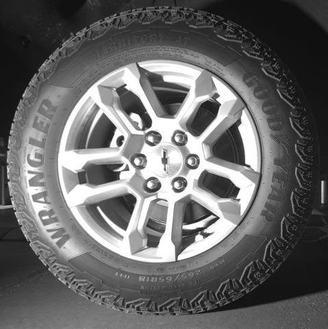 Used 2025 Chevrolet Silverado 1500 RST w/ Z71 Off-Road Package AWD/4WD image 12