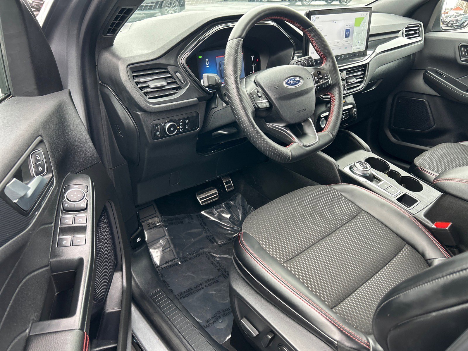 Certified 2024 Ford Escape ST-Line Select w/ Tech Pack #1 image 5