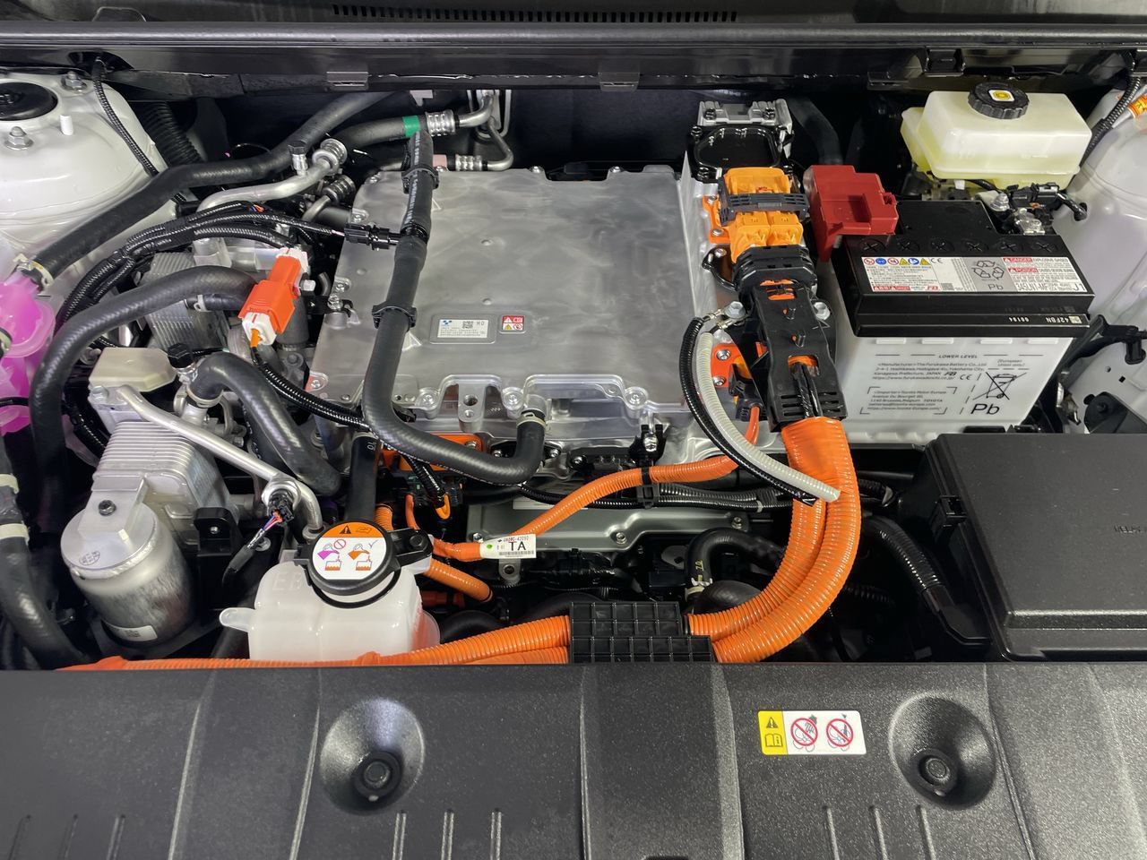 New 2026 Toyota C-HR w/ Cold Weather Package AWD/4WD image 11