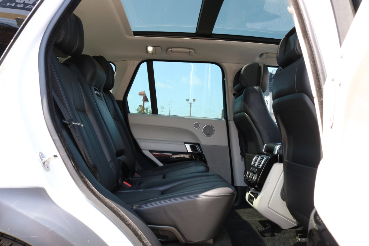 Used 2017 Land Rover Range Rover Supercharged image 50
