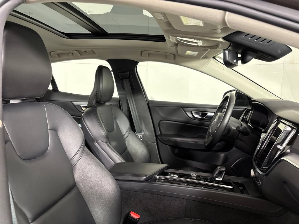 Used 2024 Volvo S60 B5 Core FWD image 18