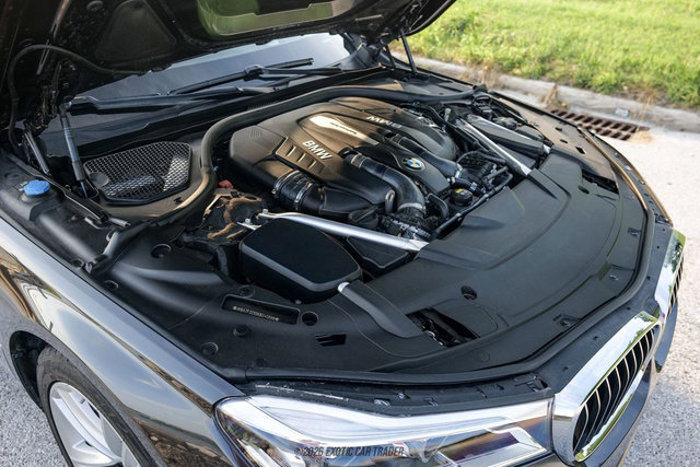 Used 2019 BMW 750i xDrive w/ Executive Package AWD/4WD image 22