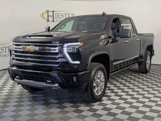 Certified 2024 Chevrolet Silverado 2500 High Country w/ High Country Premium Package image 4