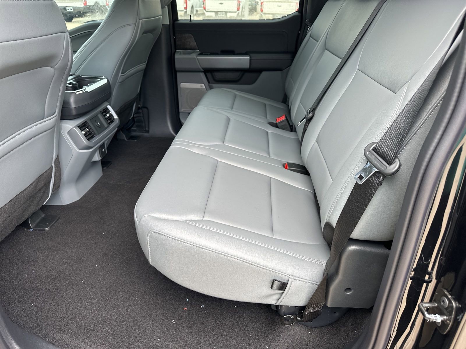 New 2025 Ford F150 Lightning Flash AWD/4WD image 27