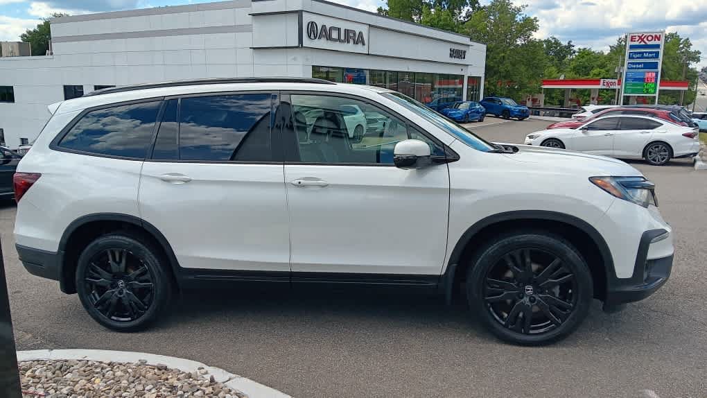 Used 2021 Honda Pilot Black Edition image 6