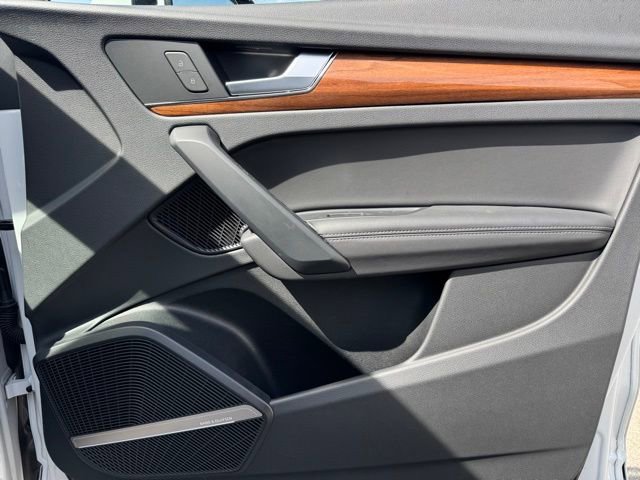 Used 2023 Audi Q5 2.0T Premium Plus image 27