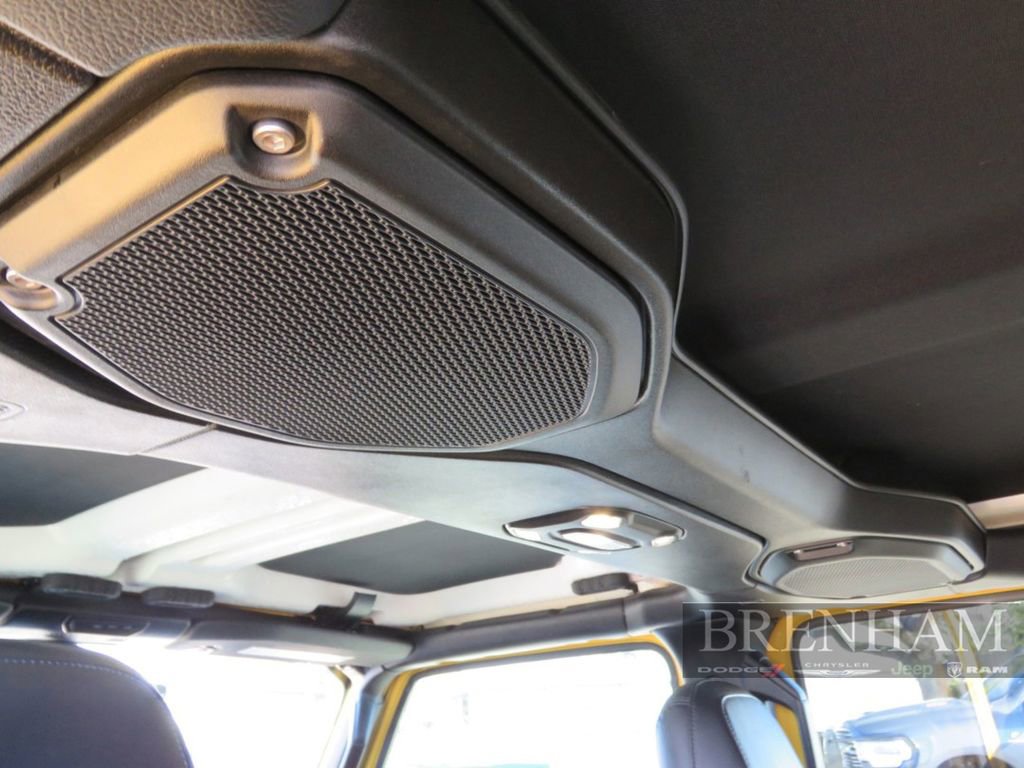 Used 2019 Jeep Wrangler Unlimited Sahara image 20