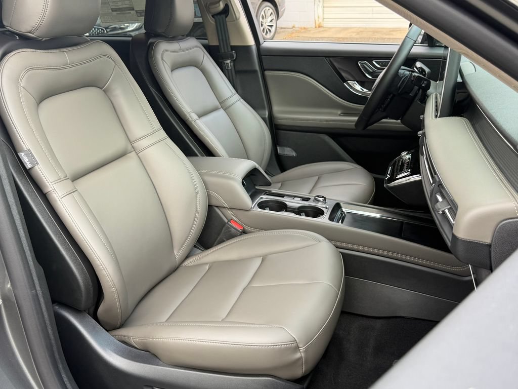 New 2026 Lincoln Corsair Premiere AWD/4WD image 6