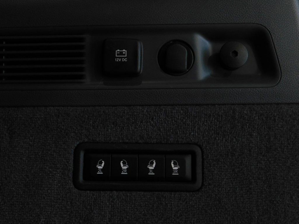 Used 2022 Jeep Grand Wagoneer Series II w/ Convenience Group III image 90