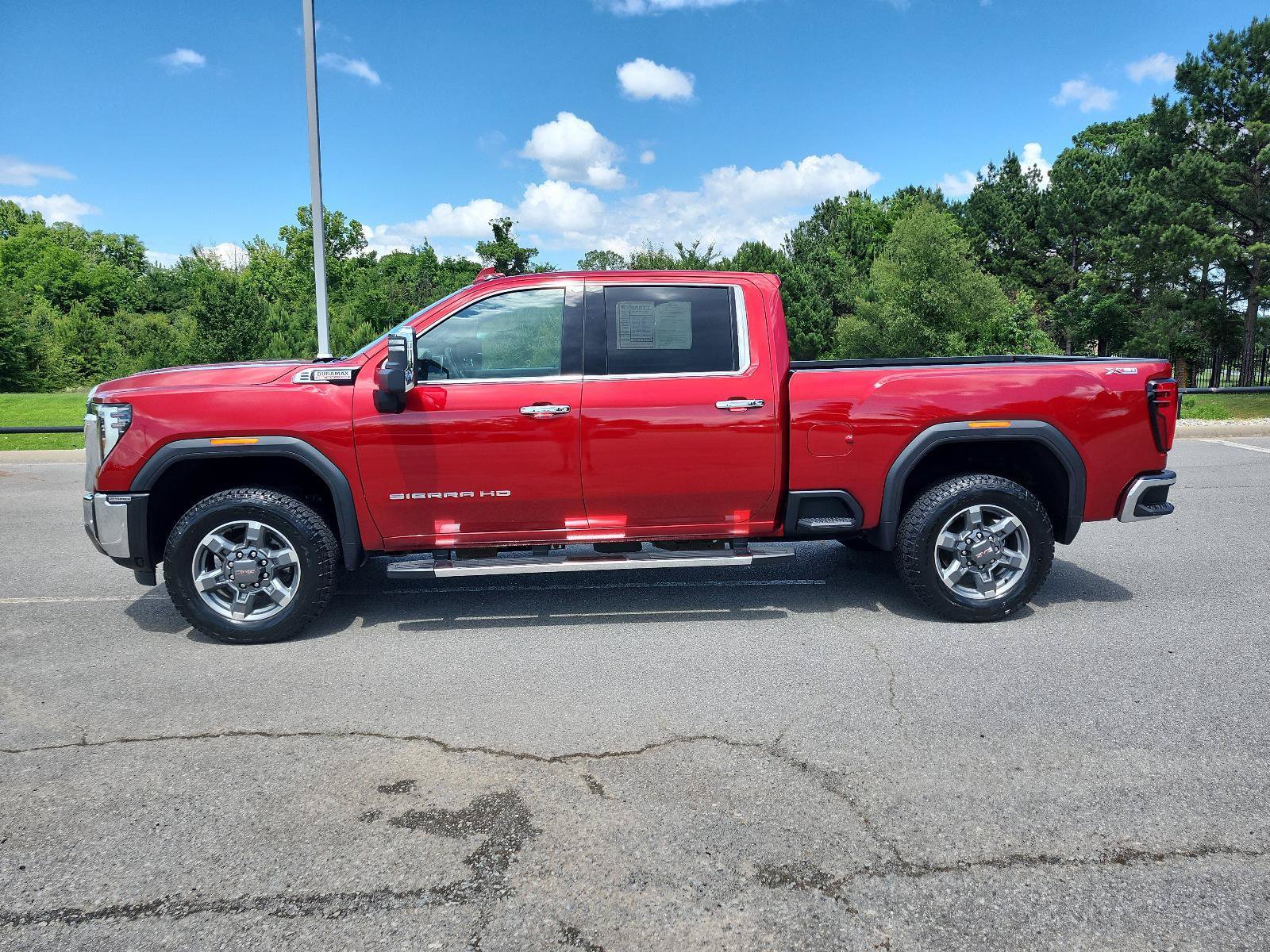 Used 2025 GMC Sierra 2500 SLT w/ SLT Premium Package AWD/4WD image 2