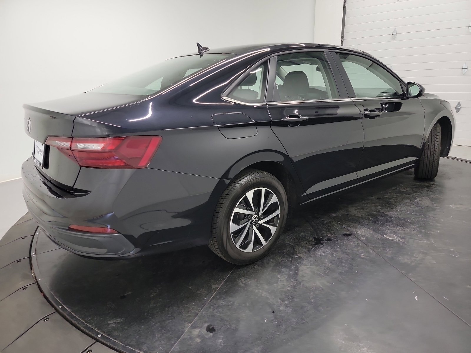 Used 2024 Volkswagen Jetta S FWD image 9