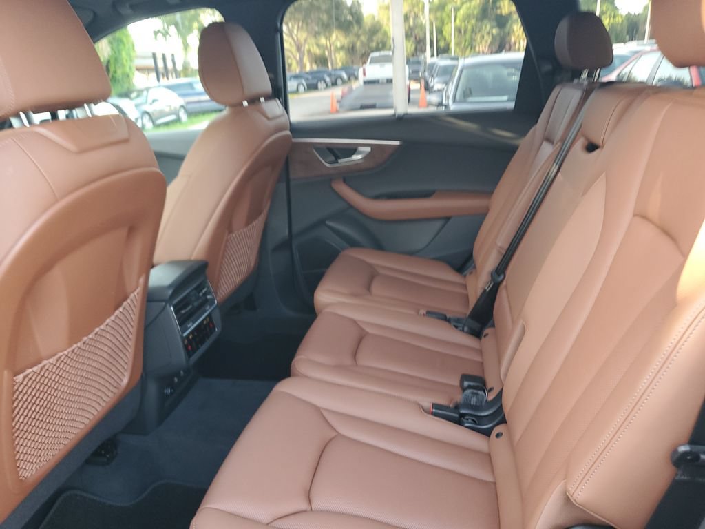 Certified 2026 Audi Q7 3.0T Premium Plus w/ Premium Plus Package AWD/4WD image 17