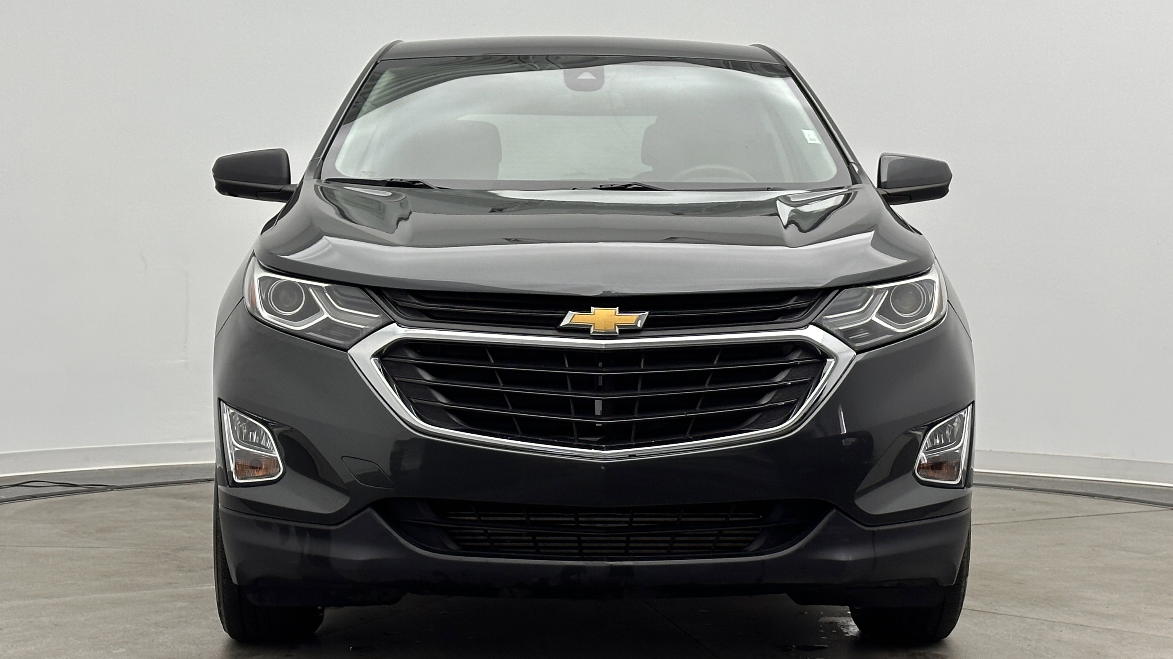 Used 2020 Chevrolet Equinox LT image 2