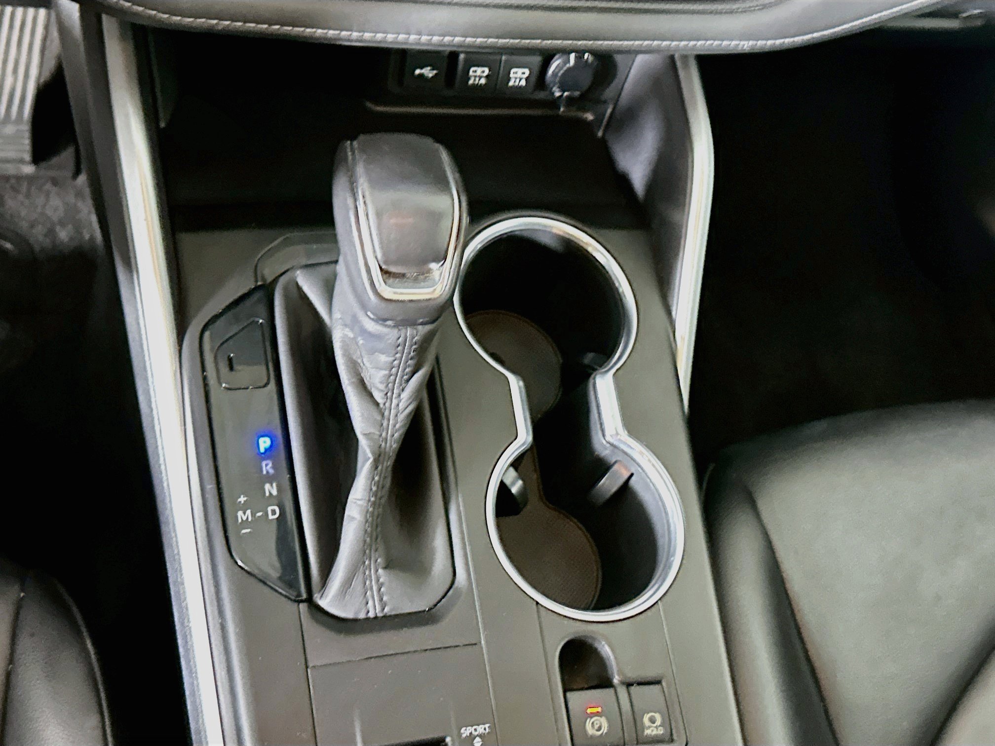 Used 2020 Toyota Highlander XLE FWD image 24