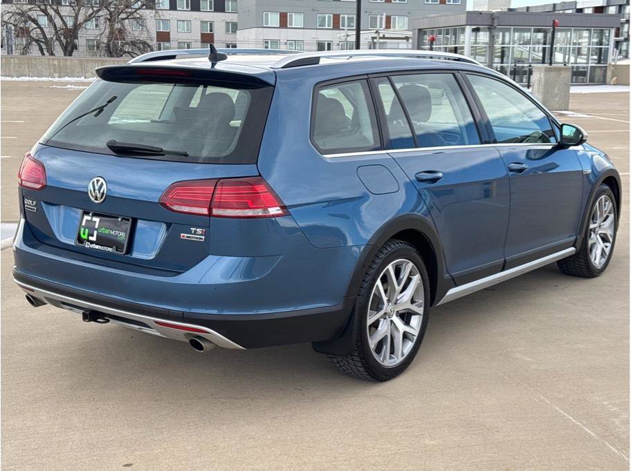 Used 2018 Volkswagen Golf Alltrack SEL image 8