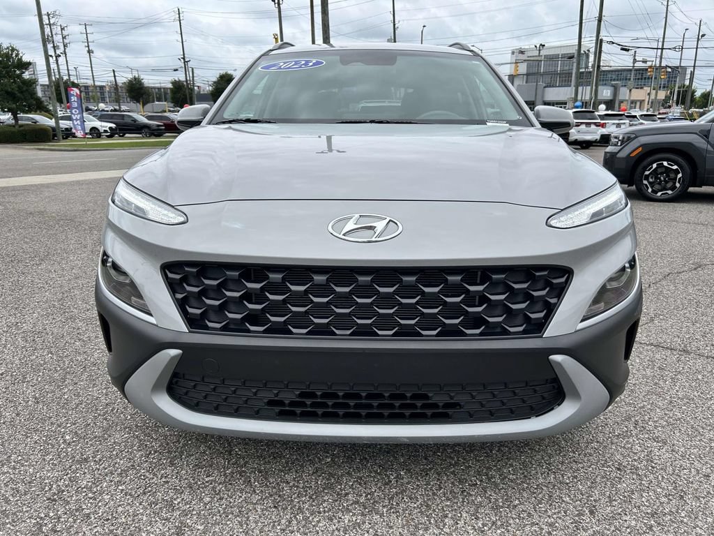 Used 2023 Hyundai Kona SEL w/ Cargo Package FWD image 6