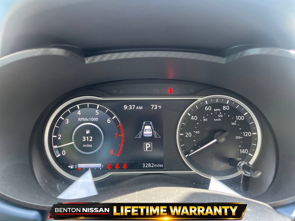 Used 2025 Nissan Versa SV w/ Trunk Package FWD image 14