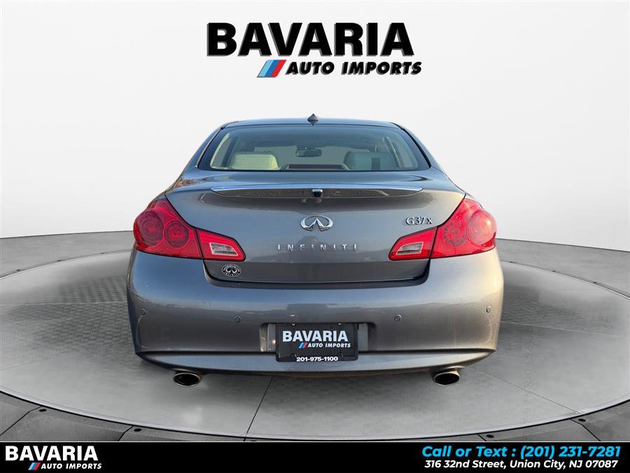 Used 2013 INFINITI G37 x Sedan w/ Premium Pkg image 4