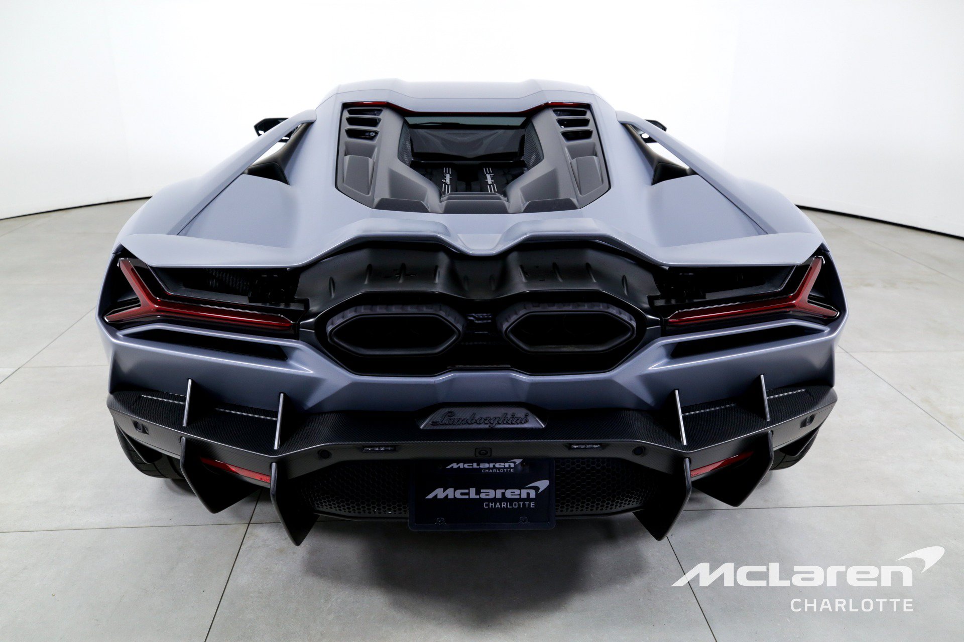 Used 2024 Lamborghini Revuelto AWD/4WD image 8