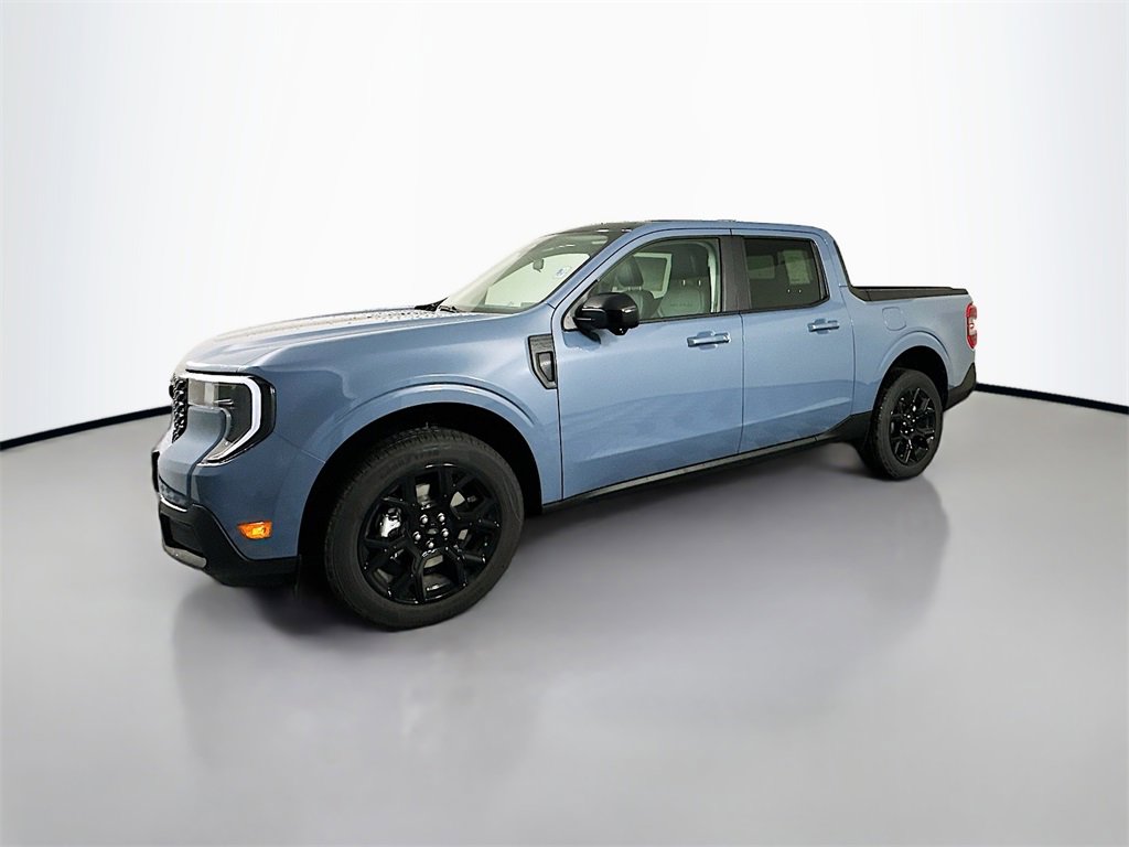 New 2025 Ford Maverick Lariat w/ Black Appearance Package image 3