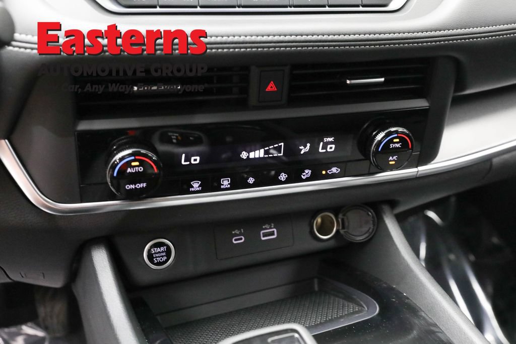 Used 2023 Nissan Rogue SV AWD/4WD image 20