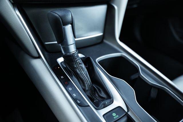 Used 2018 Honda Accord EX image 38