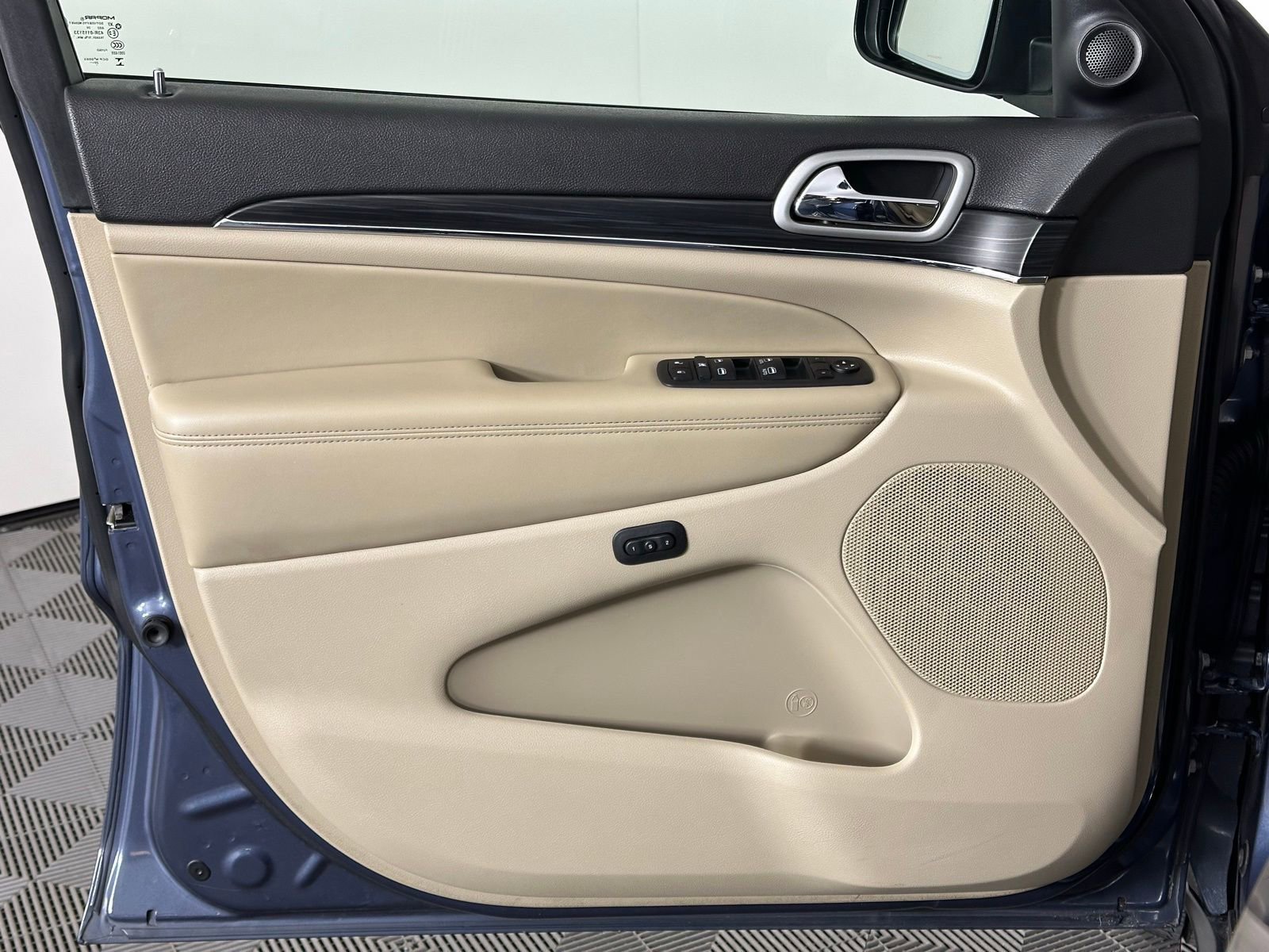 Used 2021 Jeep Grand Cherokee Limited w/ Premium Lighting Group image 37