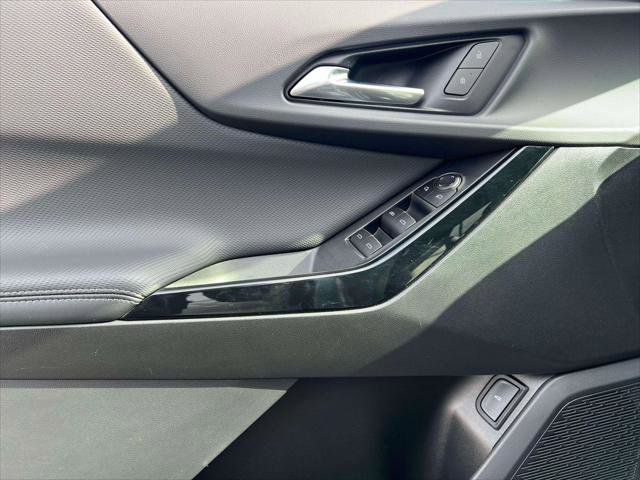 Used 2026 Chevrolet Equinox LT w/ Convenience Package II image 17