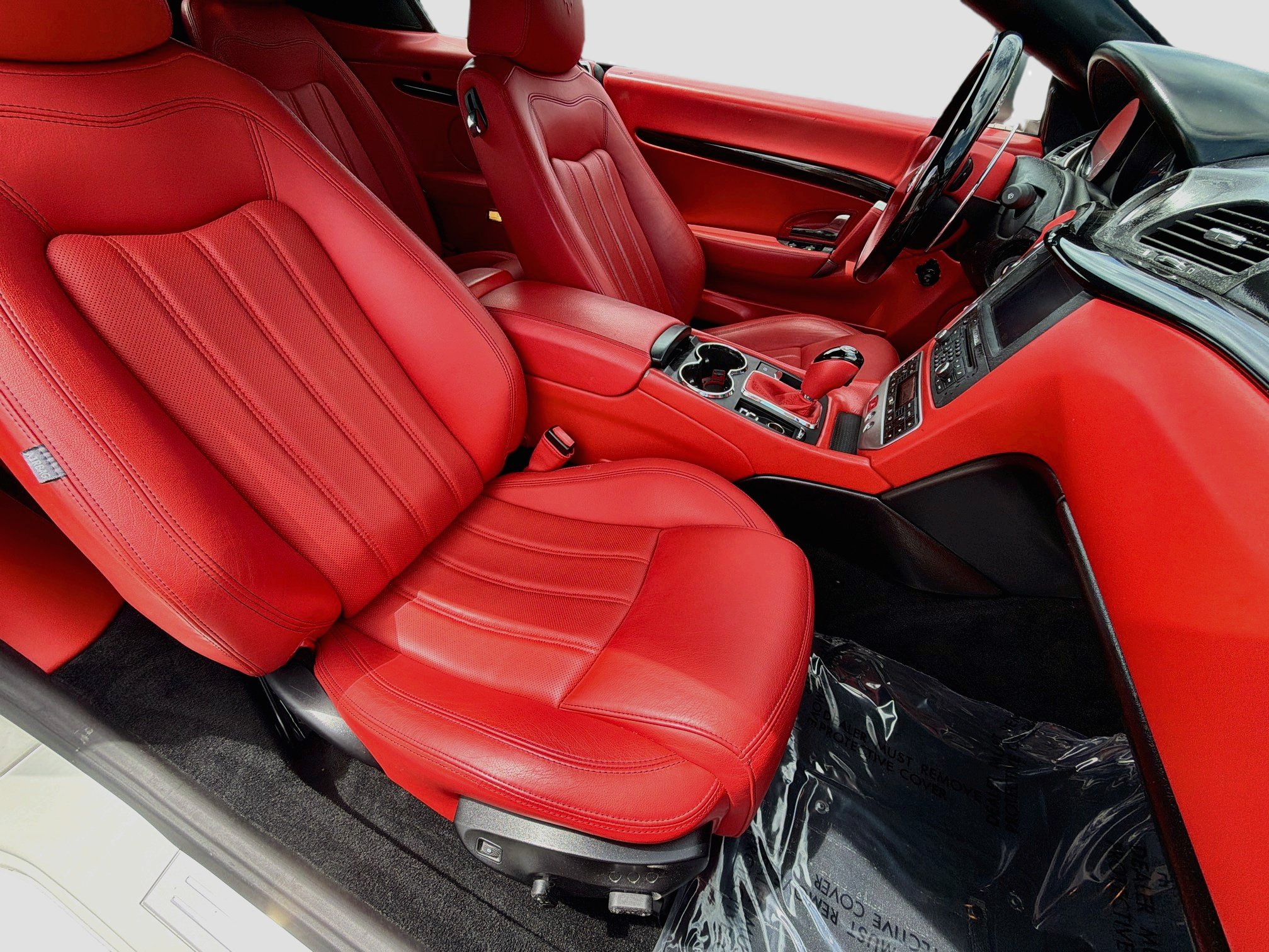 Used 2010 Maserati GranTurismo Convertible RWD image 14