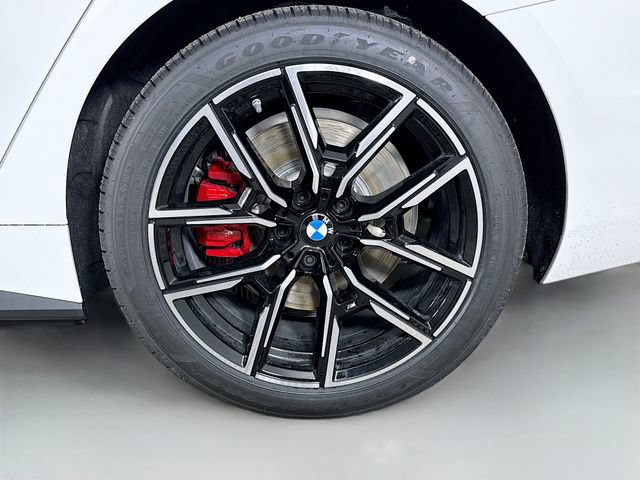 Used 2026 BMW i4 xDrive40i w/ M Sport Package AWD/4WD image 32