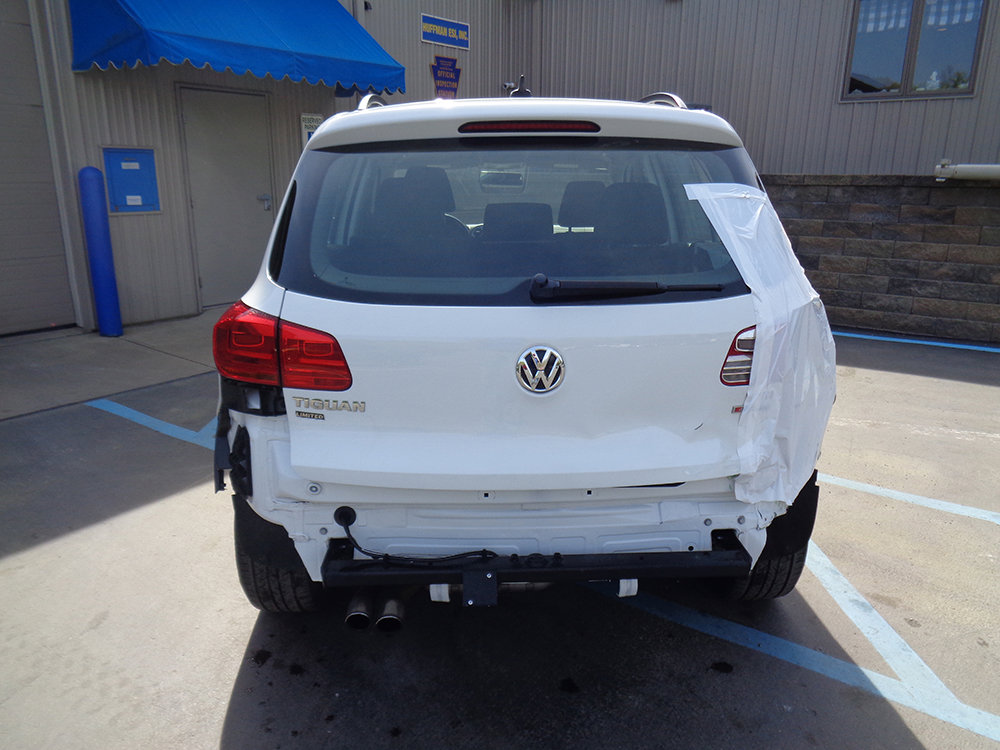 Used 2017 Volkswagen Tiguan S w/ Premium Package AWD/4WD image 6