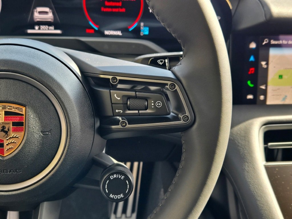 New 2026 Porsche Taycan image 28