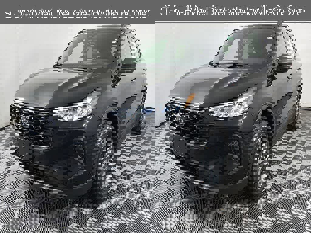 Used 2025 Ford Escape ST-Line image 5