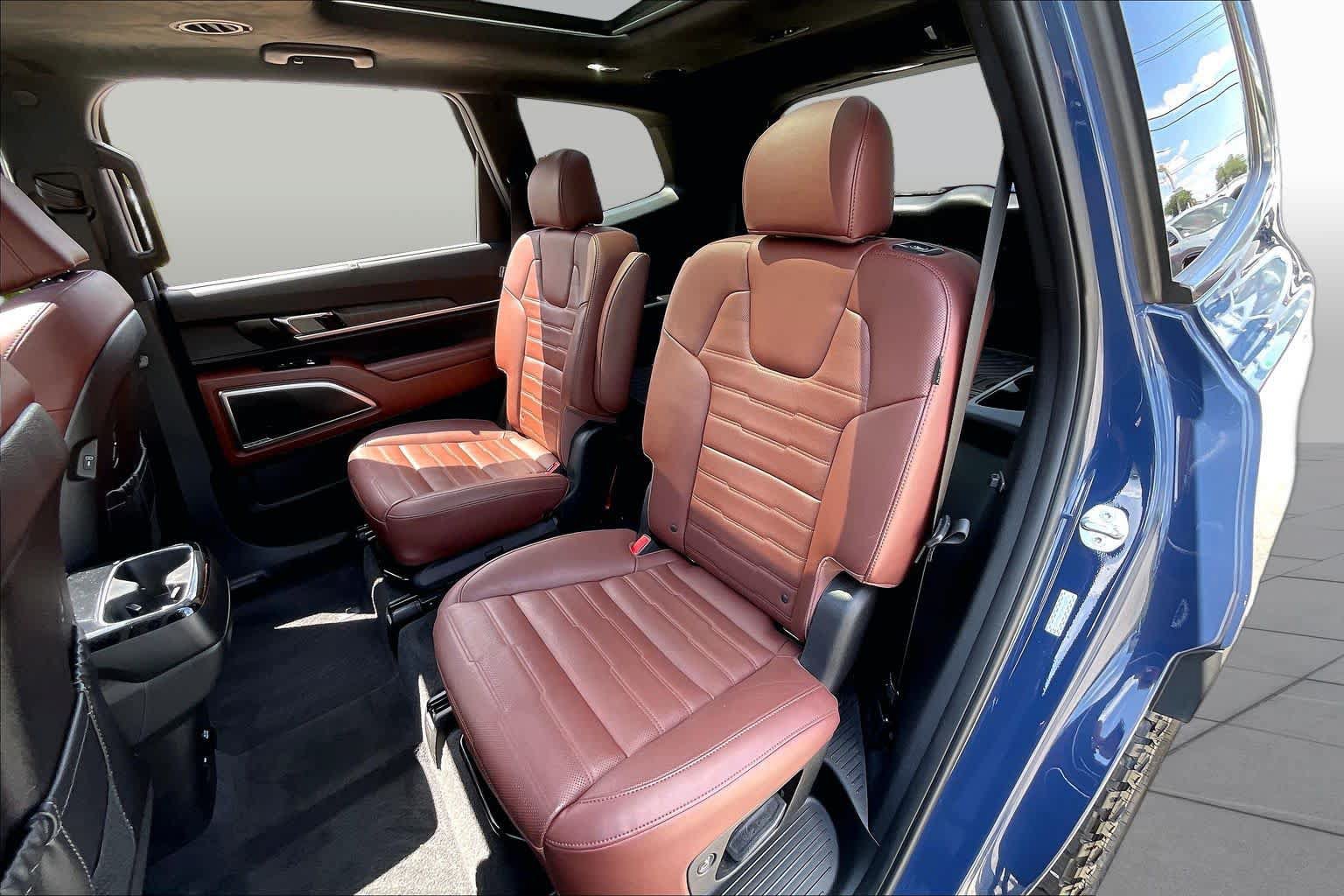 Used 2023 Kia Telluride SX Prestige AWD/4WD image 20